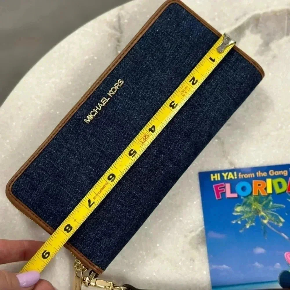 NWT Michael Kors denim continental wallet - Picture 6 of 6